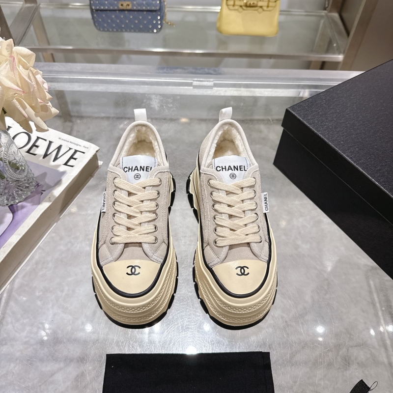 Ch**el sport shoes